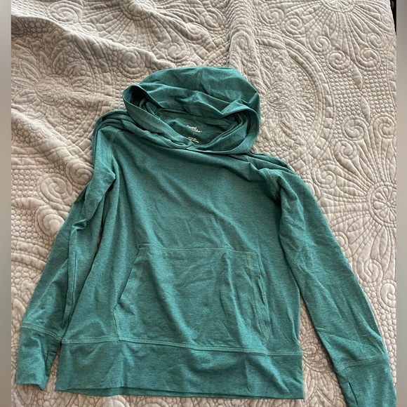 Rumi & Ryder light weight athletic hoodie - Picture 3 of 4